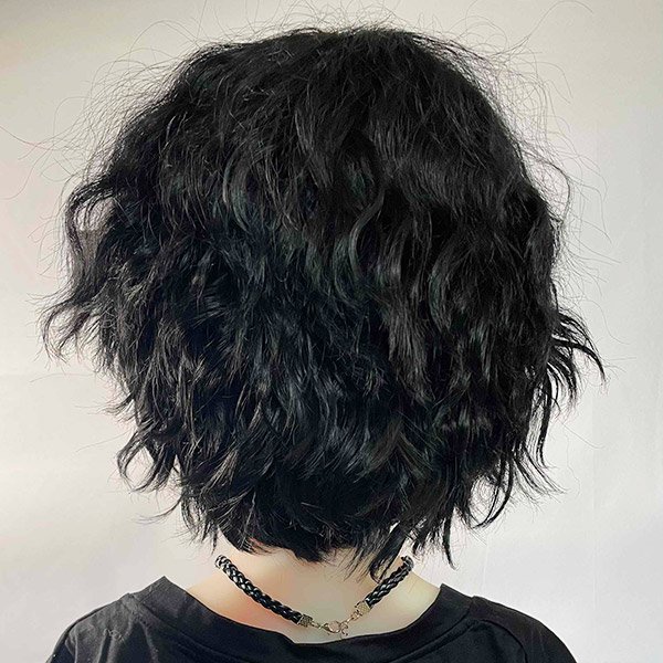 画像4: 韓国風波巻きツイスパウルフショート【black】 (4)